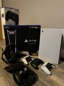Ps5 Digital, DuelSense Edge, 3 controllers(stick drift) and 2 headsets