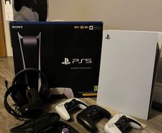Ps5 Digital, DuelSense Edge, 3 controllers(stick drift) and 2 headsets