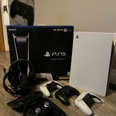 Ps5 Digital, DuelSense Edge, 3 controllers(stick drift) and 2 headsets