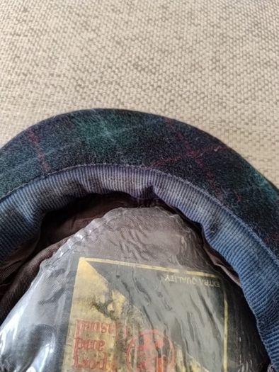 Vintage wool cashmere 55cm size flat cap in good condition with signs of wear see photos FREE STANDARD POSTAGE INCLUDED