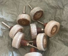 8x dresser knobs