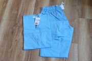healthcare scrubs / uniforms