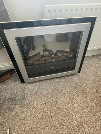 Dimplex wall mounted 2KW optiflame electric heater