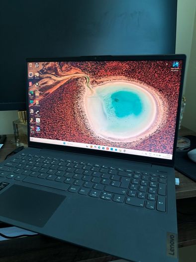 Lenovo ideapad 5