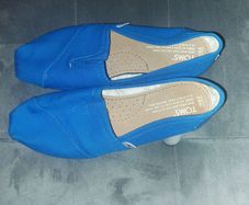 Toms shoes
