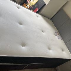 Double Bed Divan- like new