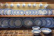 Dinner Service  8 Settings (44 pieces)  - J&amp;G Meakin England Staffordshire Sterling Vine Blue