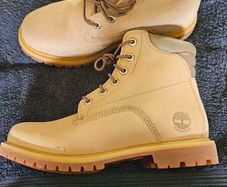 Timberland Boots size 5.5