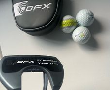 Odyssey DFX V-Line Fang Putter , brand new