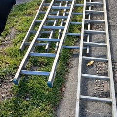 Aluminium ladders