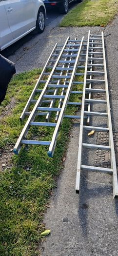Aluminium ladders