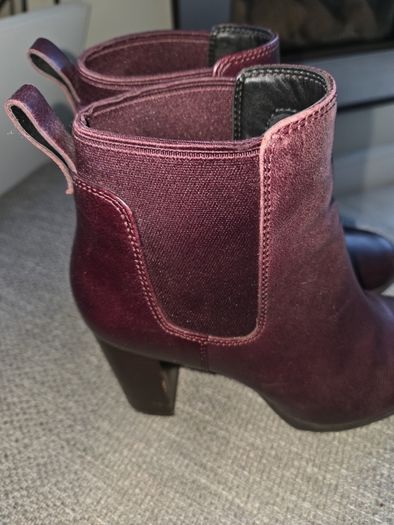 Clarks burgundy leather boots uk4