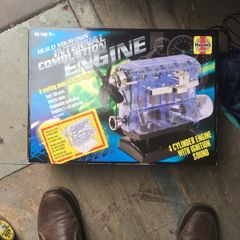 Toy engine