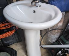 Bathroom Sink & Tap