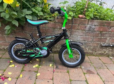 boys bike size 12 in great condition