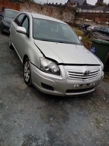 toyota avensis 2.0 d4d breaking