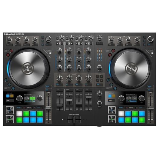Native Instruments Traktor Kontrol S4 MK3 flightcased