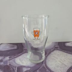 vintage pint glass