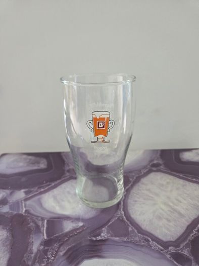 vintage pint glass