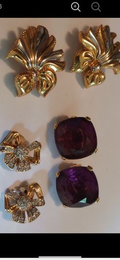 3 pairs of Nina Richi clip-on earrings in good condition