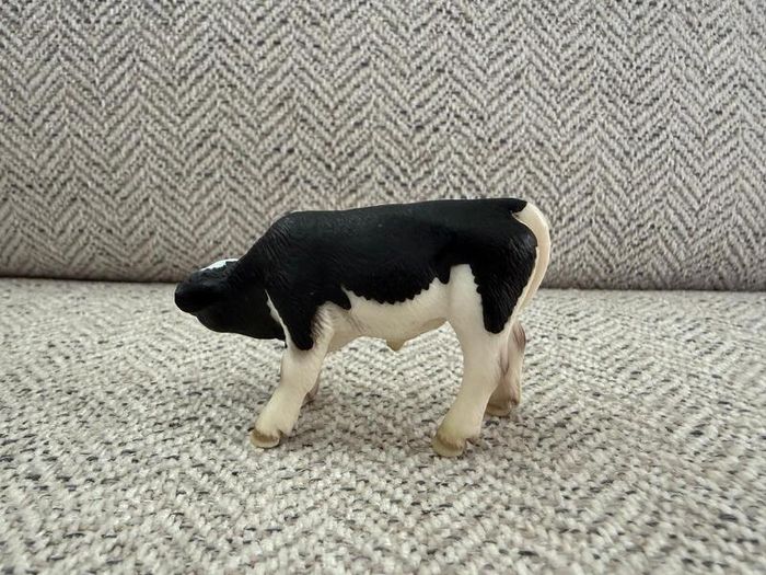 Vintage Schleich Calves