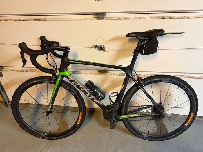 Giant TCR Advanced- M/L frame