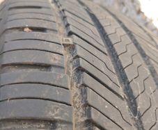 Yokohama Geolanders 215/55 R17inch