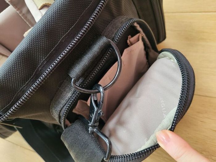 Vanguard camera bag