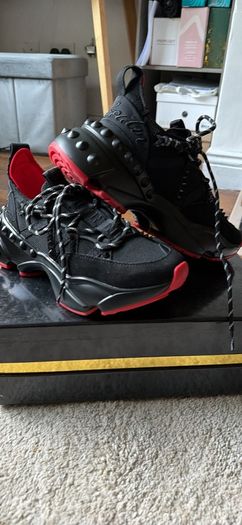 Womens trainers