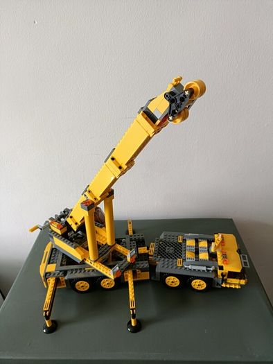 Lego City XXL Mobile Crane 7249 [2005]