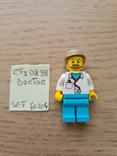 lego cty0898 doctor, set city 60204