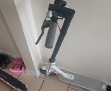 electric scooter