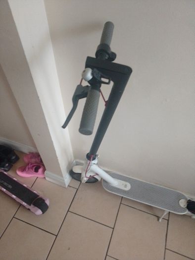 electric scooter