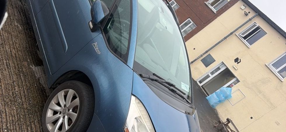Free car - 2010 Citroen C4