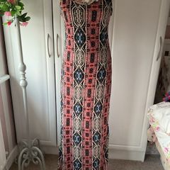 Bnwt size medium forever 21 low back detail summer holiday dress