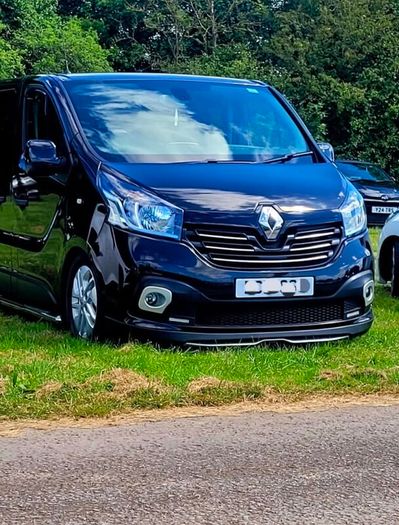 Renault Trafic Sport+ Splitter