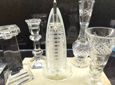 6 Collections of Vintage Lead Crystal Glass Ornaments, Waterford / Irish Crystal and a quartz clock