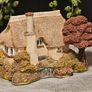 Vintage Collectible Lilliput Lane "Butterwick"  Cottage 1989 Image 3