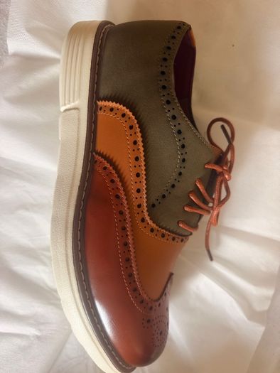 Unisex casual shoes