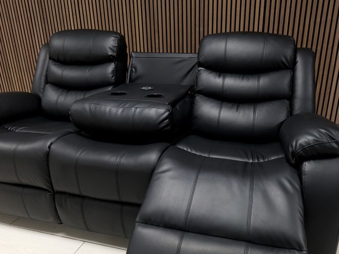 Roma Leather Wireless Charging Recliner Sofa Set