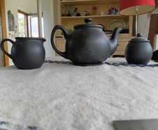 Ceramic teapot, jug and bowl