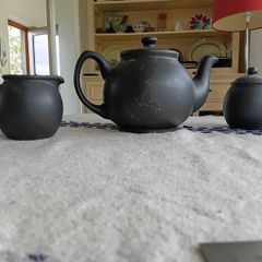 Ceramic teapot, jug and bowl
