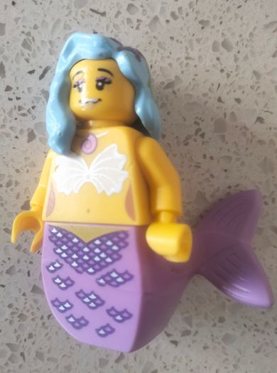 Lego Marsha Queen of the Mermaids mini figure
