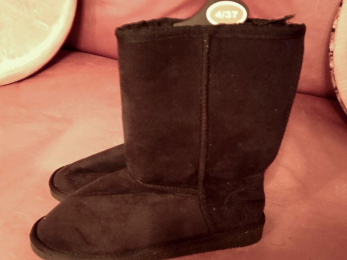 Faux Fur Lined Boots 4 Uk, 37 Euro (brand New).