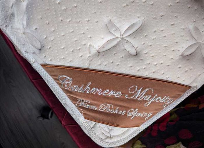 Super King Bed With Mattress