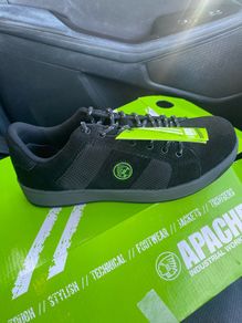 apache steel toe runners SIZE 7