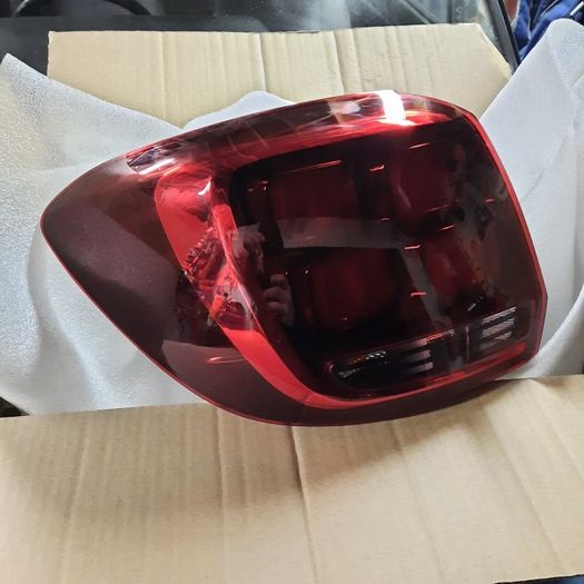 Dacia Sandero 2017--> tail lamp. Genuine, brand new