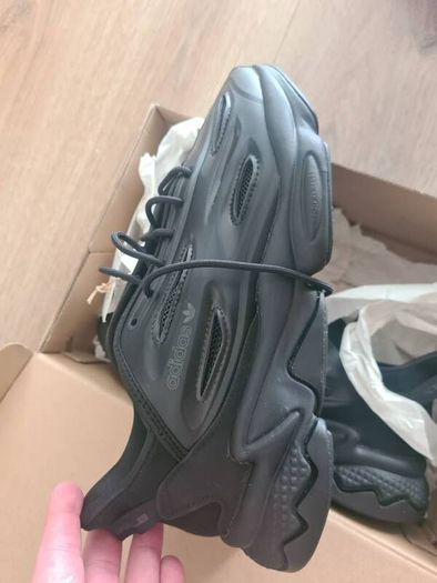 Adidas ozweego celox