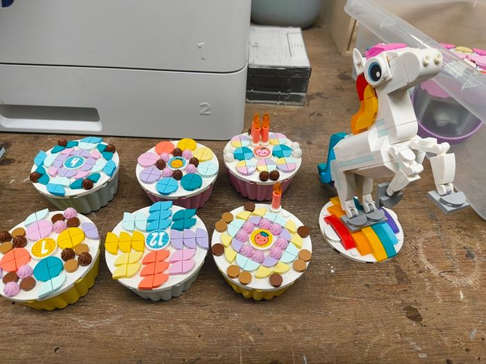 Lego Magical Unicorn 31140 and Creative Party Kit Elements