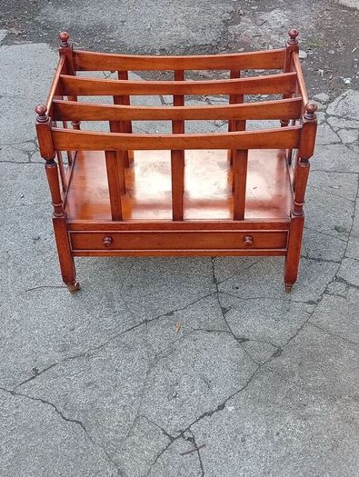 Canterbury Magazine Rack